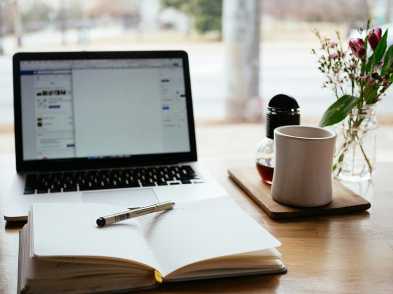 روانشناسی آنلاین چیست؟ راهنمای کامل مشاوره تخصصی آنلاین